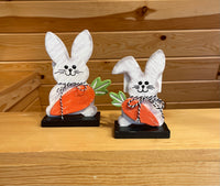Bunny w/Carrot Wood Decor