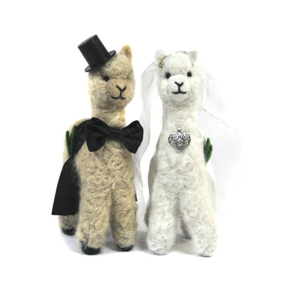 Felted Wedding Alpacas